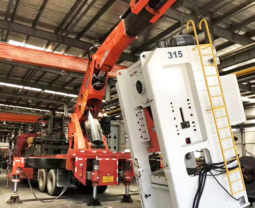 横峰县提升工作效率，选择优质折臂吊租赁服务