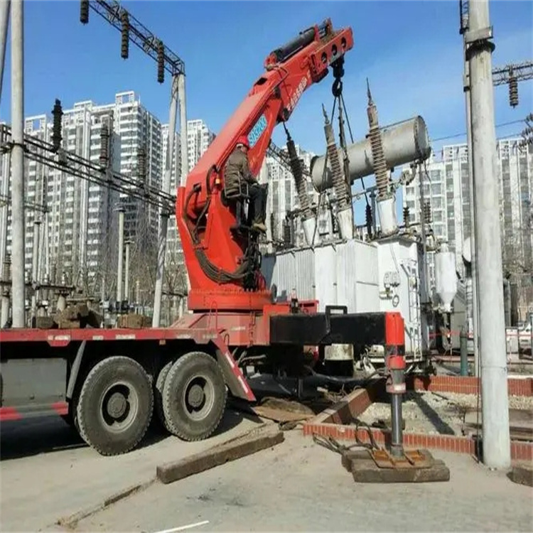 横峰县就近吊车出租|工地厂房吊装设备租赁|24小时高效响应