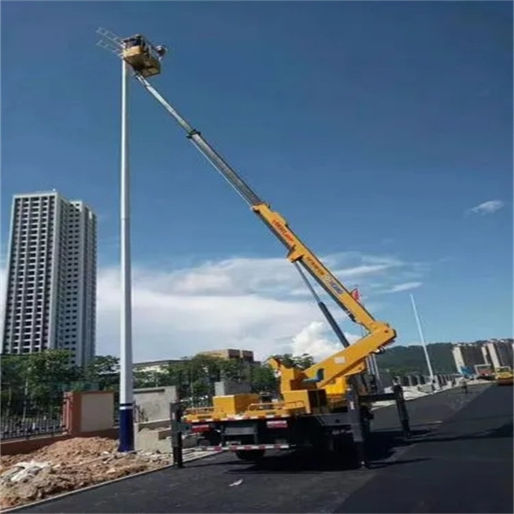 横峰县维修路灯的曲臂升降车出租