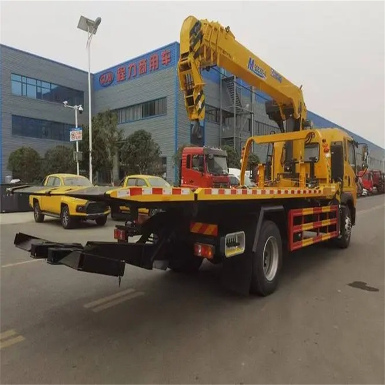 横峰县附近小随车吊出租电话，轻松解决搬运烦恼