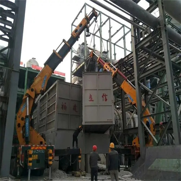 横峰县折臂吊车租赁电话