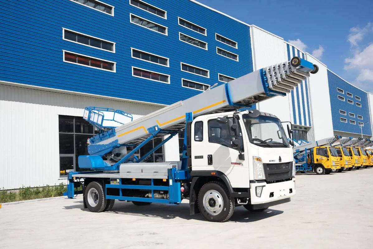 横峰县出租云梯车高空作业车 建筑垃圾搬运